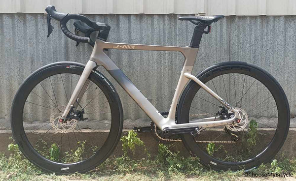 JAVA J AIRエアロロードフル内装UCIシマノ105 チタンカラー海外購入 Java J-Air Fuoco 105 Carbon - Text Review – Text Reviews