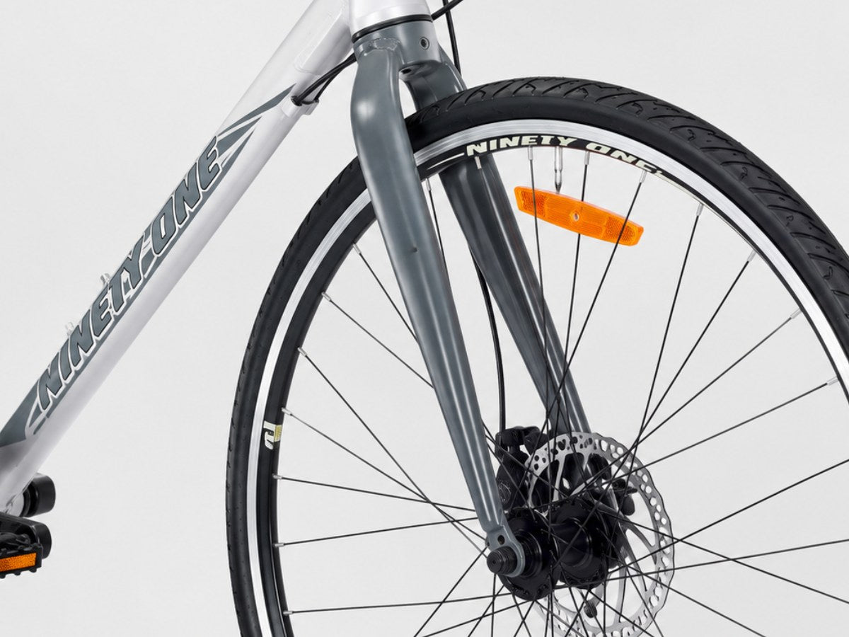 Ninety One 700C Expedition 21-Speed D/Disc Bicycle