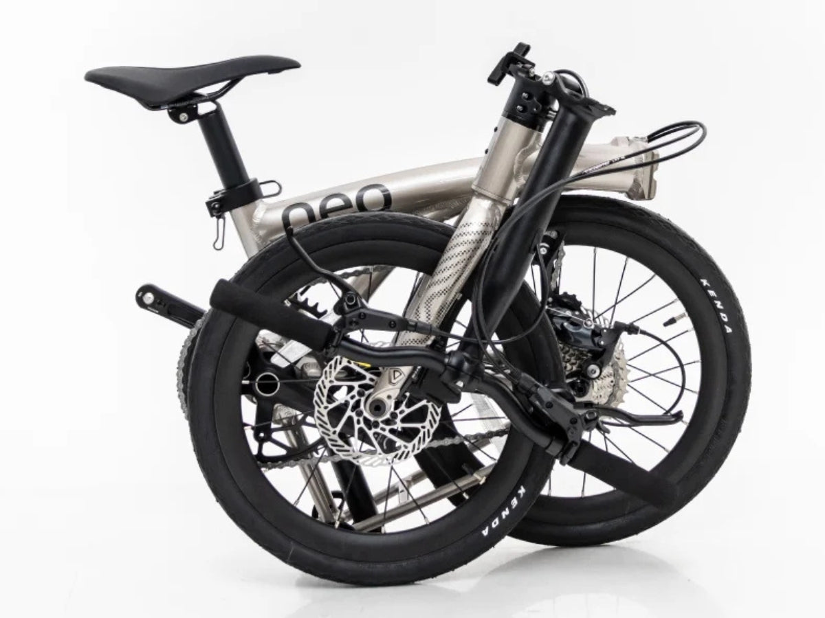 Java NEO 349AL 9-Speed 16" Folding Bike