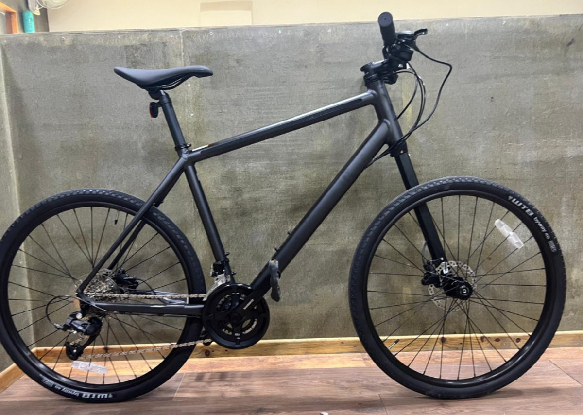 【引取限定】cannondale BAD BOY V BRAKE 700C 引取限定】cannondale BAD BOY V BRAKE 700C