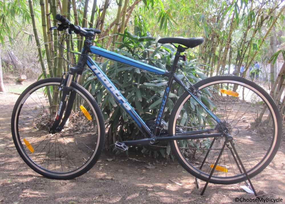 Montra Blues 1.1 (2018) Review