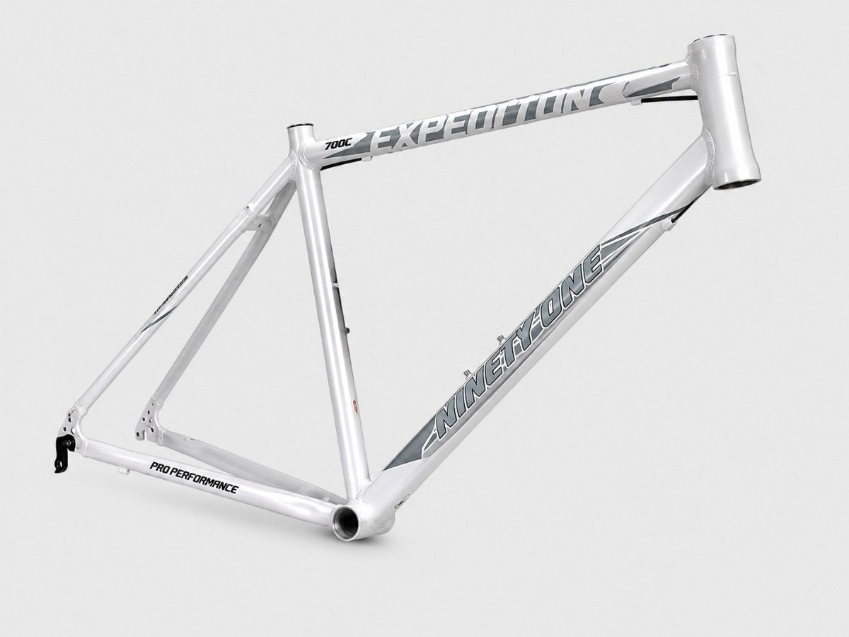 Ninety One 700C Expedition 21-Speed D/Disc Bicycle
