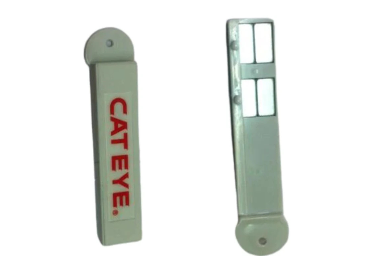 CatEye Slat Wall Magnetic Security Hook Key