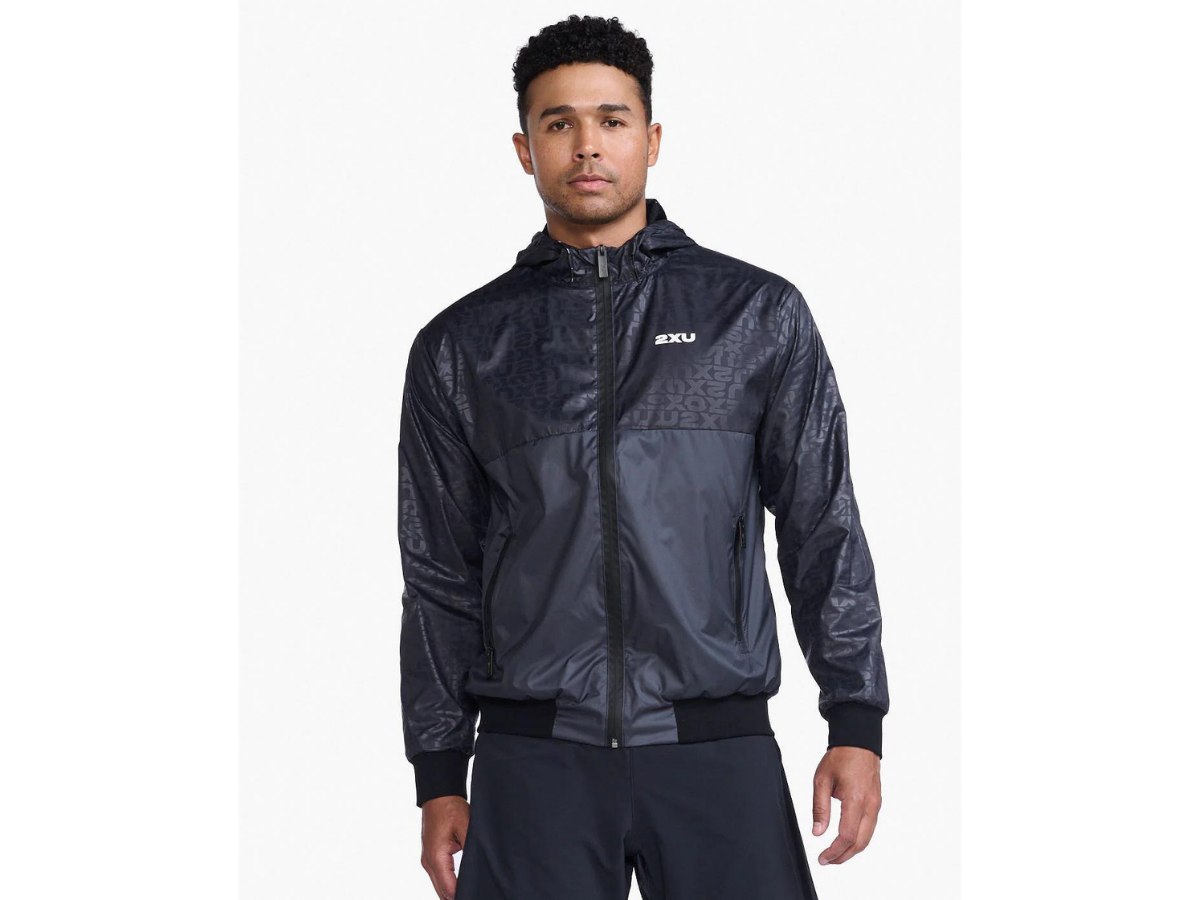 2XU Motion Windbreaker - Embossed Monogram-Silver Reflective