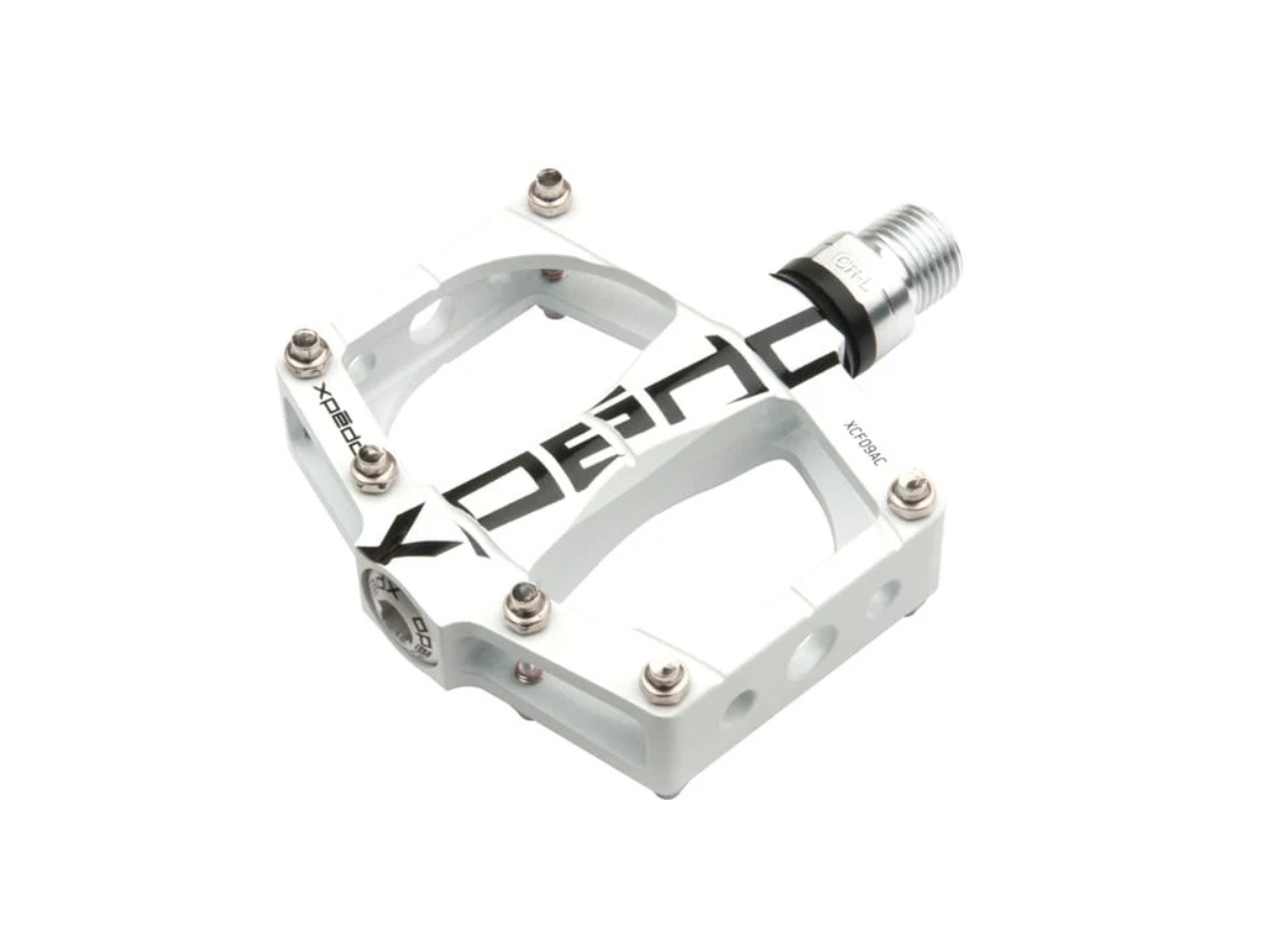 Xpedo TRVS 9 Flat Pedal-White