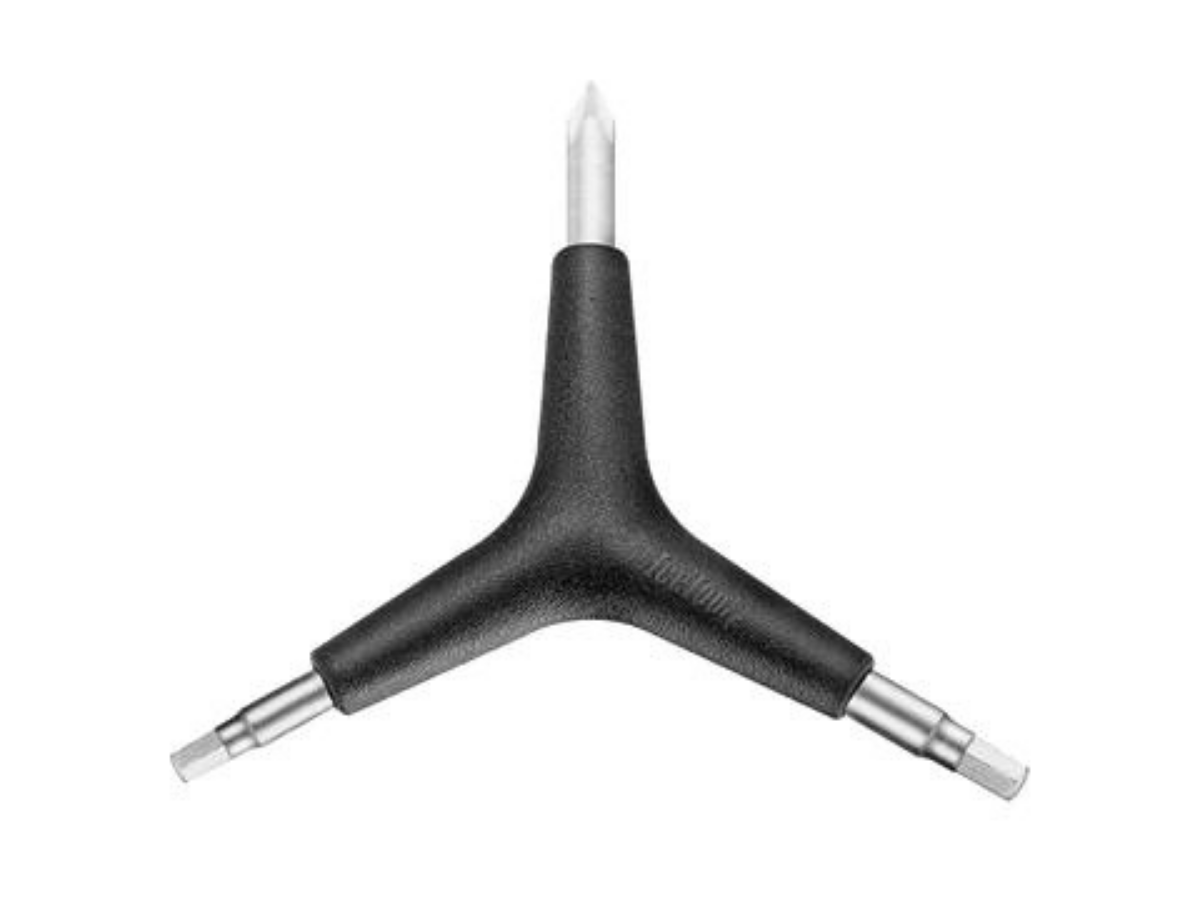Icetoolz 4/5mm hex keys and PH2 Screwdriver
