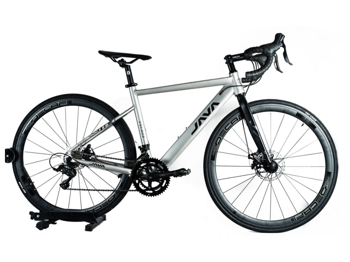 Buy the Best Road Cycle from Java, Veloce 3 Disc Shimano Sora at ...