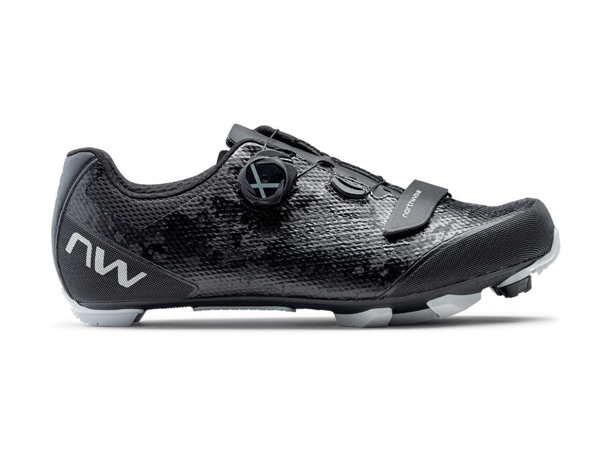 "Northwave Razer 2 cycling shoes black – lightweight and breathable road bike shoes with stiff sole for performance"

